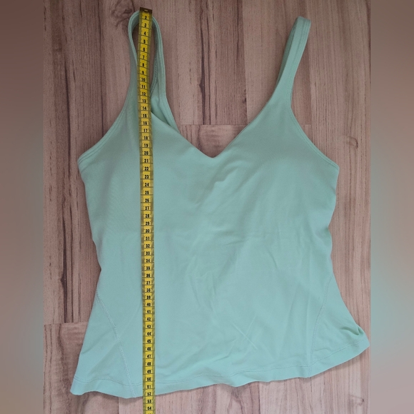 Lululemon top - Picture 6 of 9